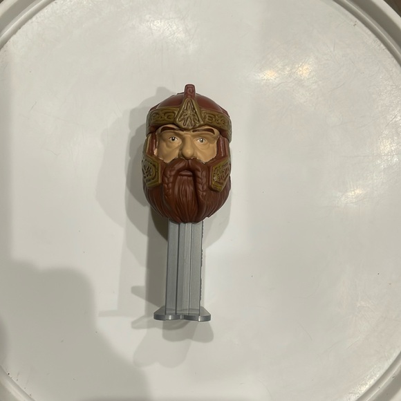 The Lord of the Rings PEZ Collectible - Gimli (Brown & Silver) #B7 1117930 - Picture 7 of 16